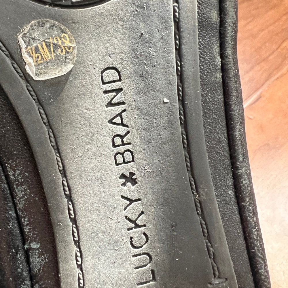 Lucky Brand Classic Black Leather Flats - Picture 2 of 7